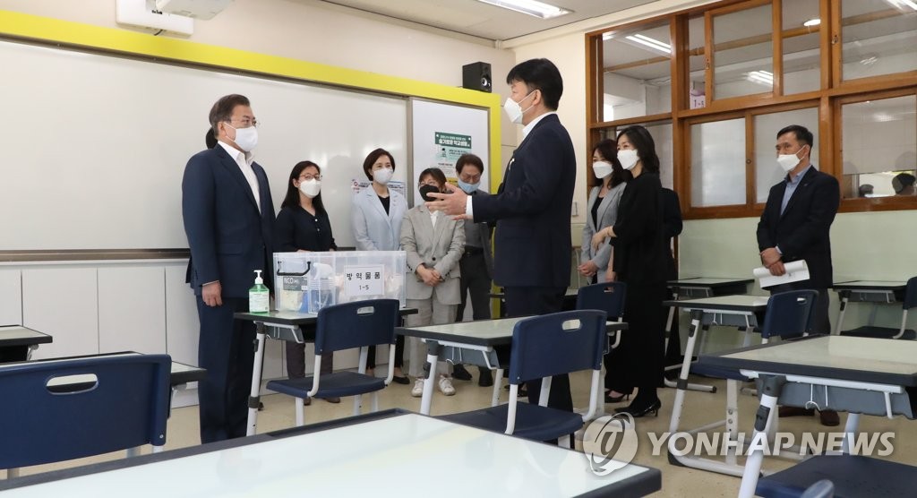 5��8��A�n���`�Τ�b�G�]���^���X�F��󭺺����s�s�Ϫ����ʰ����C ���p��