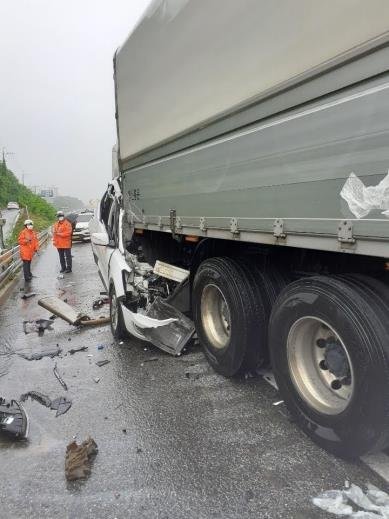 7��13��A�b�ʰy���t�����ʽB�D�w�������������q�A�@���f���M���Ψ����o��5���s���ۼ��ƬG�C ���p��/�ʽB�����a�������ѹϡ]�Ϥ��Y�T����ƻs�^