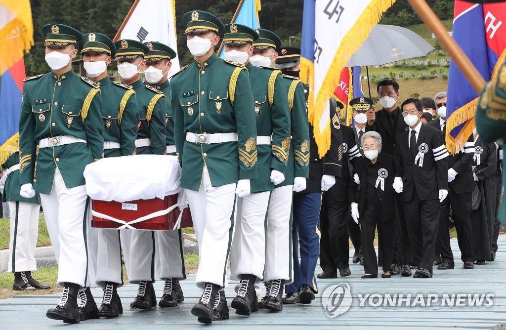 7��15��A�w�G�N�x�յ��M���w�������b��ߤj���㩾�|�|��C ���p��