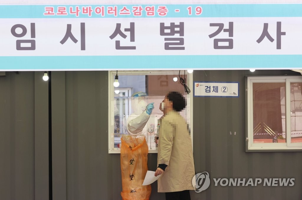 ��ƹϤ��G3��30��A�b�������s���]�m���{�ɿz�d���A��ȤH�����b�ļˡC ���p��