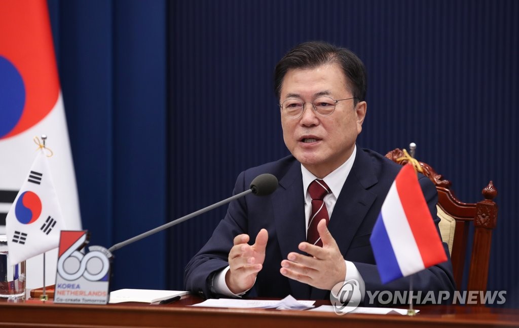 7��7��A�b�C�˻O�A�n���`�Τ�b�G�P�������J·�f�S�|����W�|�͡C ���p��