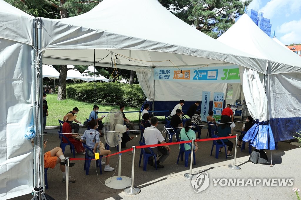 ��ƹϤ��G7��15��A�b�����õn���Ͻåͯ����z�d�E�ҡA�����ƶ����ˡC ���p��