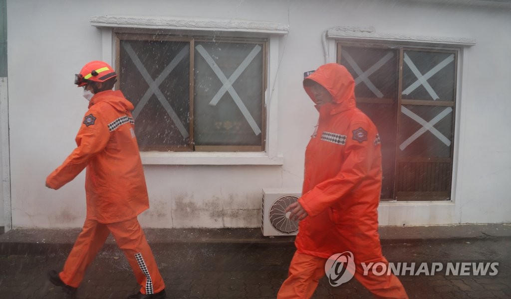 9��4��A�H�ۻ䭷���a�P�ա����G��A�٦{�D�����H���Y�}�H�ݡC�Ϭ��٦{�D���k�����j�R�����@�B���v����W�K�ۨ������a�C ���p��