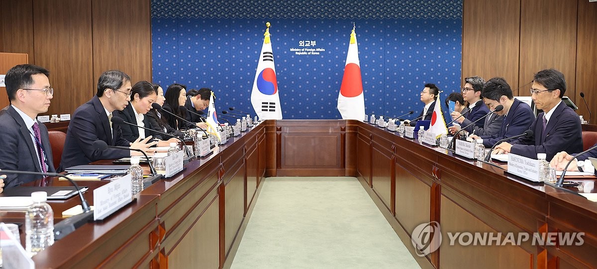 12��21��A��15�����鰪�h�g�ٹ�ܷ|�b�����~�泡�j���|��C ���p��/�p�X�O�̹�