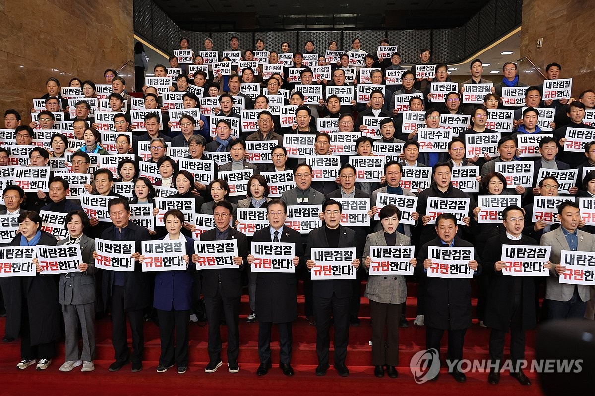 3��9��A�b��|�j�ӡA�@�P���D��ĳ���|�涰�|�A���d�ˤ����񤨿����C ���p��