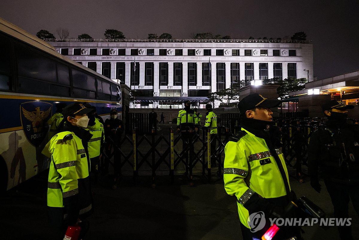 4��2��A�b���������Ϫ��˪k���P�ҡ]�˪k�k�|�^����A����ĵ��O������ĵ�٪��A�C ���p��