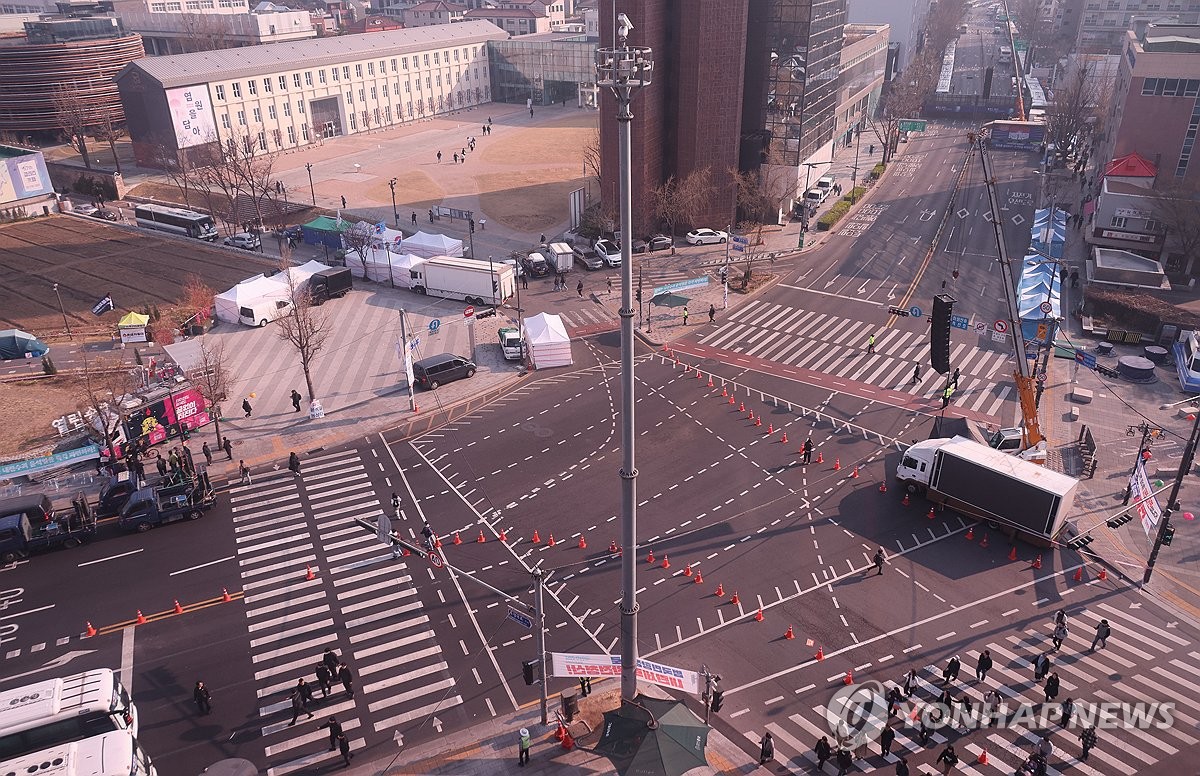 4��3��A�b���������ϡA�a��˪k���P�ҡ]�˪k�k�|�^�������a�K�T���u�w�꯸����Q���M�š��C�˪k�k�|4��W��11�ɹ廊�����u��׶i��ŧP�Cĵ���˰|���150�̦a�ϱĨ��M�ű��I�A���@���|�v�w���ǡC ���p��