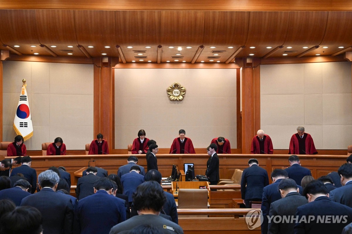 4��4��A�b���������Ϫ��˪k���P�ҡ]�˪k�k�|�^�A�˪k�k�x�N�������u��׶i��ŧP�C ���p��/�p�X��v�O�̹�