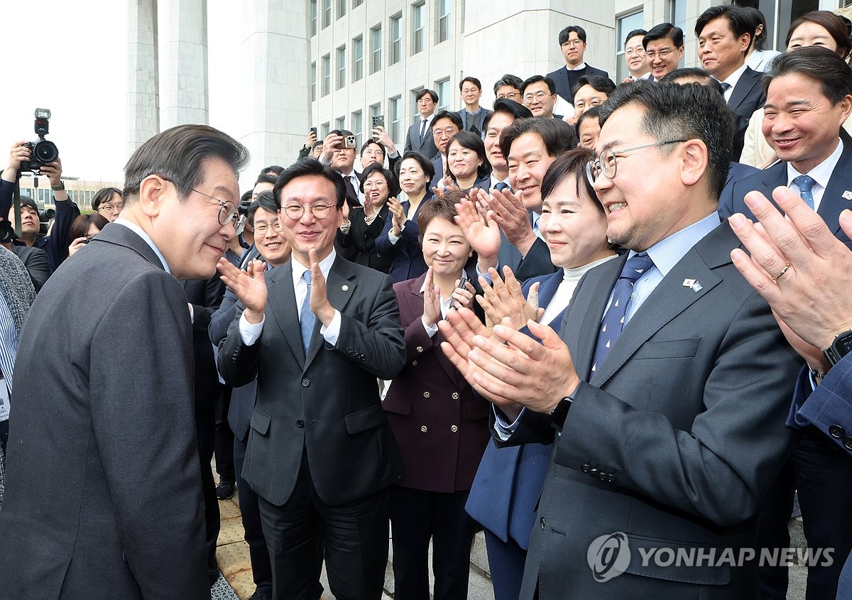 4��9��A�b�������o�q��|�A���b���]���@�^�V���Ҥu�@�H���P�N�C ���p��