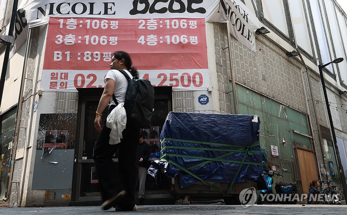 ��ƹϤ��G��󭺺����}���@�ӾQ�Ÿm�ݥX���C ���p��