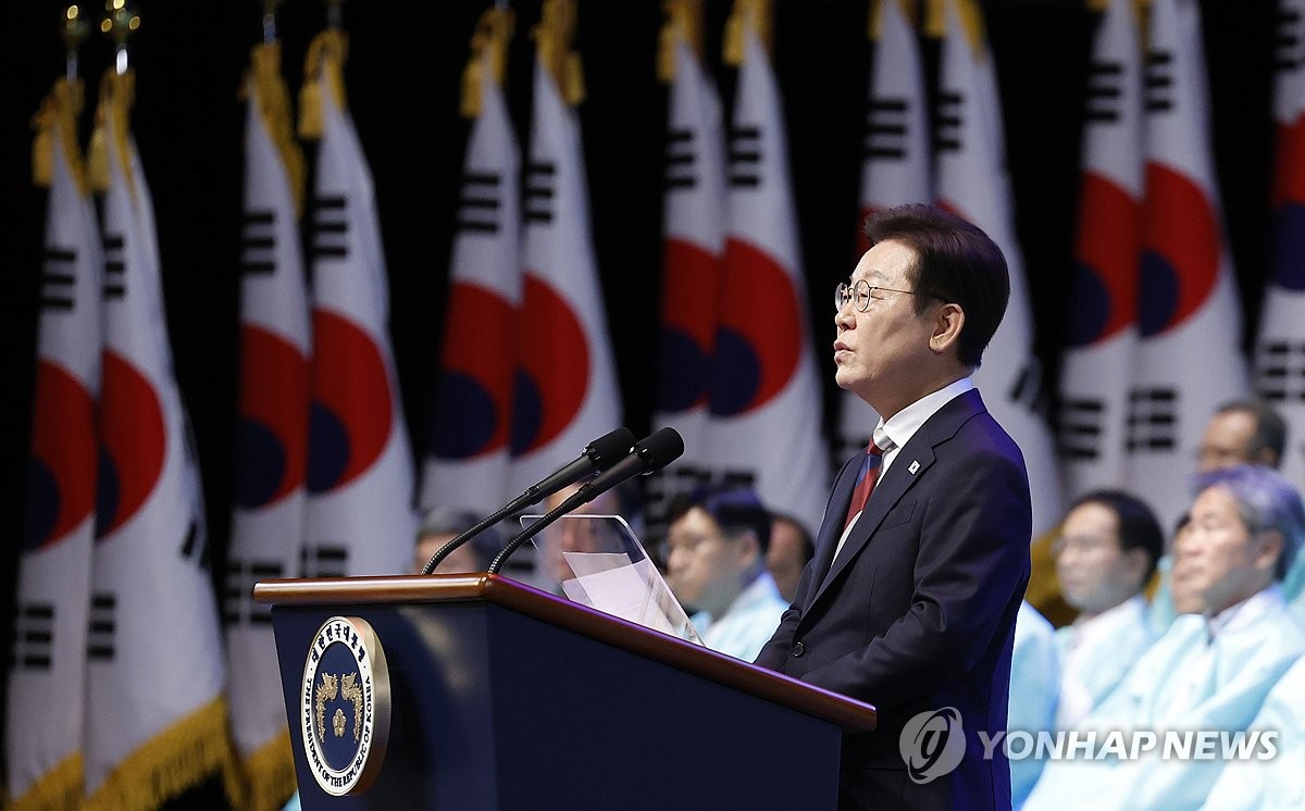 8��15��A�b�����@�v��Ʒ|�]�A�n���`�Χ��b���X�u���_�`80�g�~�y�������ֵo���P��C ���p��/�`�γq�T��v�O�̹�