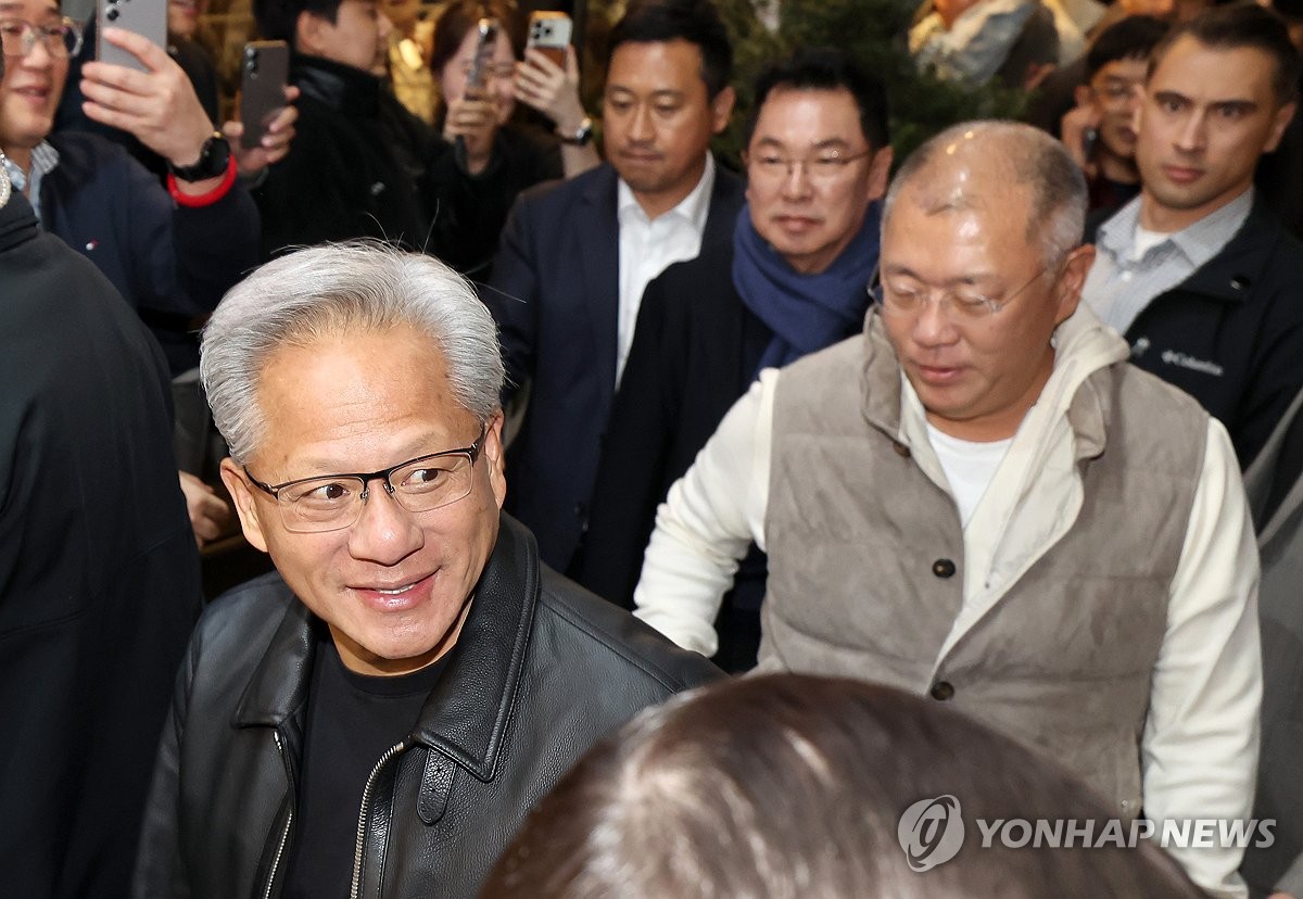 ��ƹϤ��G2025�~10��30��A�b�����T���}�A�^���F�Щl�H�ݭ��u����x�������]���^�M�{�N�T�����η|���G�q�š]�k�^���i�@�a�������C ���p��/�p�X�ĳX��