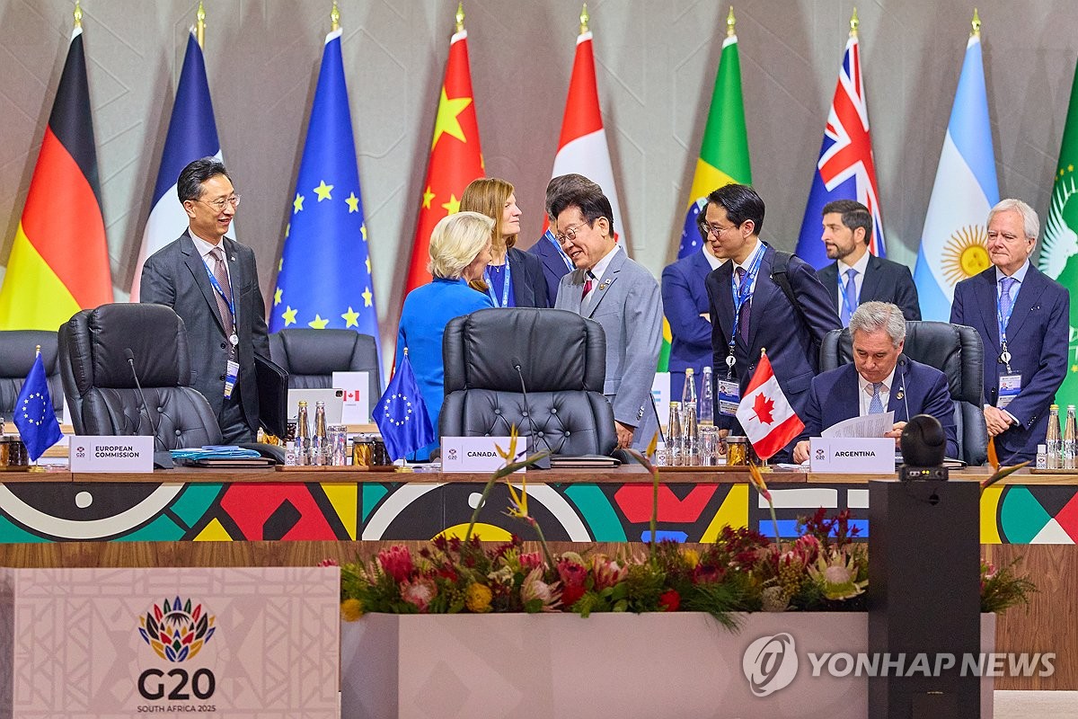 ���a�ɶ�11��22��A�b�n�D�A�n���`�Χ��b���]�~���^�X�u�G�Q�궰�Ρ]G20�^��ɤH�ĤG�Q���p�|�C ���p��/�p�X�ĳX�Ρ]�Ϥ��Y�T����ƻs�^