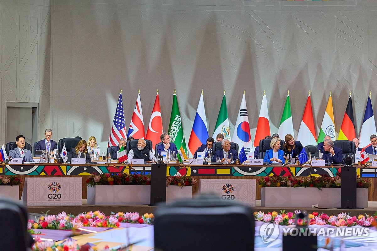 ���a�ɶ�11��22��A�b�n�D�A�n���`�Χ��b���]���@�^�X�u�G�Q�궰�Ρ]G20�^��ɤH�ĤG�Q���p�|�C ���p��/�p�X�ĳX�Ρ]�Ϥ��Y�T����ƻs�^