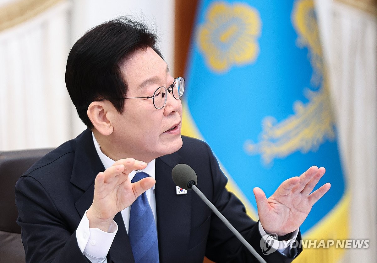 12��30��A�b���������Ϫ��C�˻O�A���b���D���l�}��ȷ|ĳ�C ���p��/�C�˻O�q�T��v�O�̹�