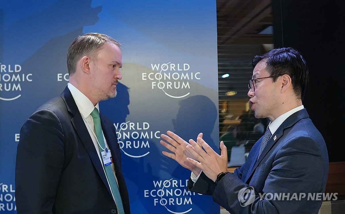 ��ƹϤ��G���a�ɶ�1��22��A�b��h�F�U���A�f���E�]�k�^�P���غ��i���͡C ���p��/���~�q�ӳ��ѹϡ]�Ϥ��Y�T����ƻs�^