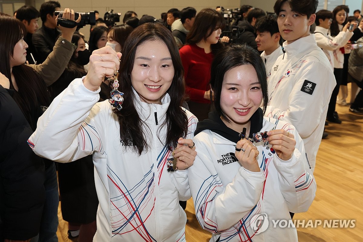 1��30��A�b���t��ھ����ĤG��H�A�n���u�D�t�ƹB�ʭ��Z珉���]���^�M�����ئX�v�d���C ���p��