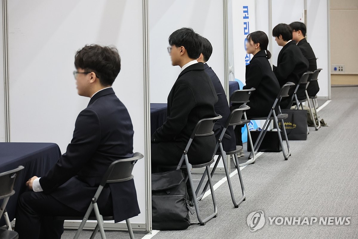 ��ƹϤ��G�ѥ[�N�~�����|���D¾�� ���p��