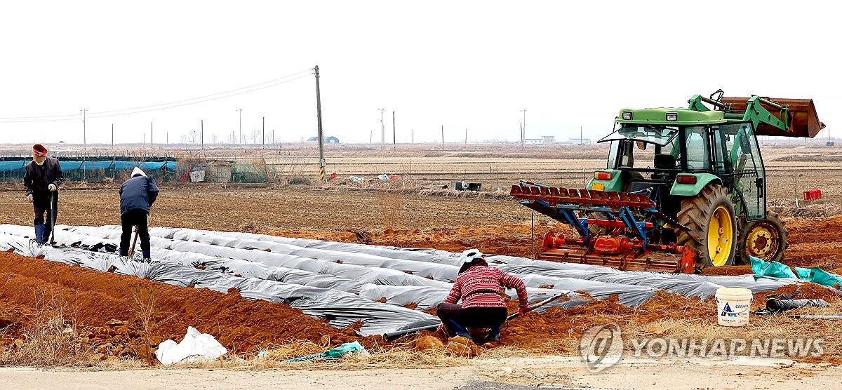 ��ƹϤ��G3��11��A�b���t���ذp����q�A�A���̶}�i�K�ѳƯѦU���u�@�C ���p��