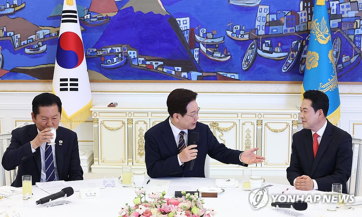 4��7��A�b�C�˻O�A���b���P�³������ҭ��|�桧�³��F���͸g�٨�Ӿ���|�͡��C���_�̦������F�Ҧ@�P���D���ҭ��G�M�ӡB���b���M�̤j�b���Ұ���O�q�ҭ��i�F���C ���p��