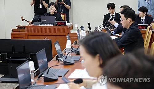 과방위, 고광헌 방미심위 후보자 청문보고서 �P주도 채택