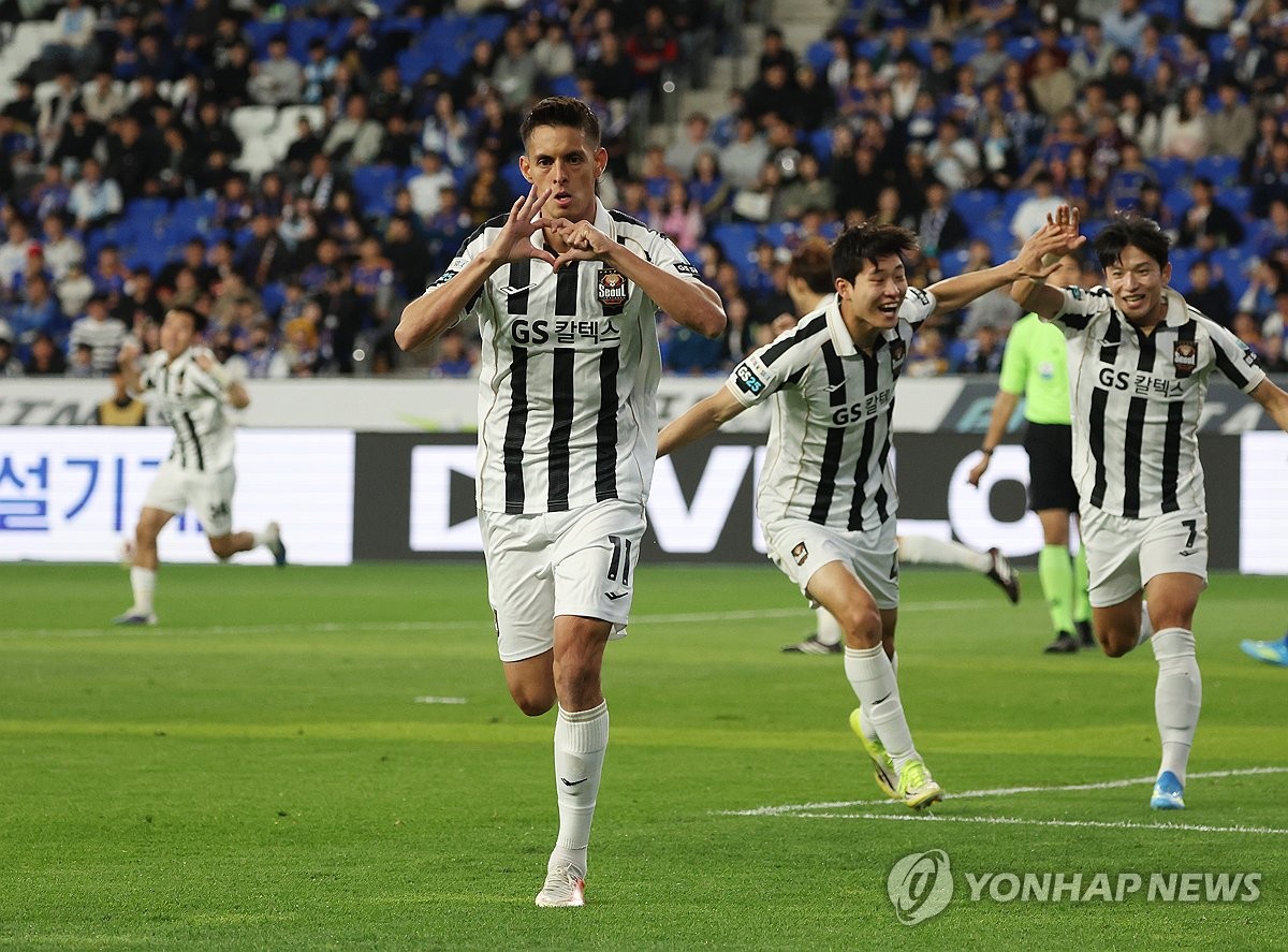 선제골 넣은 서울 후이즈